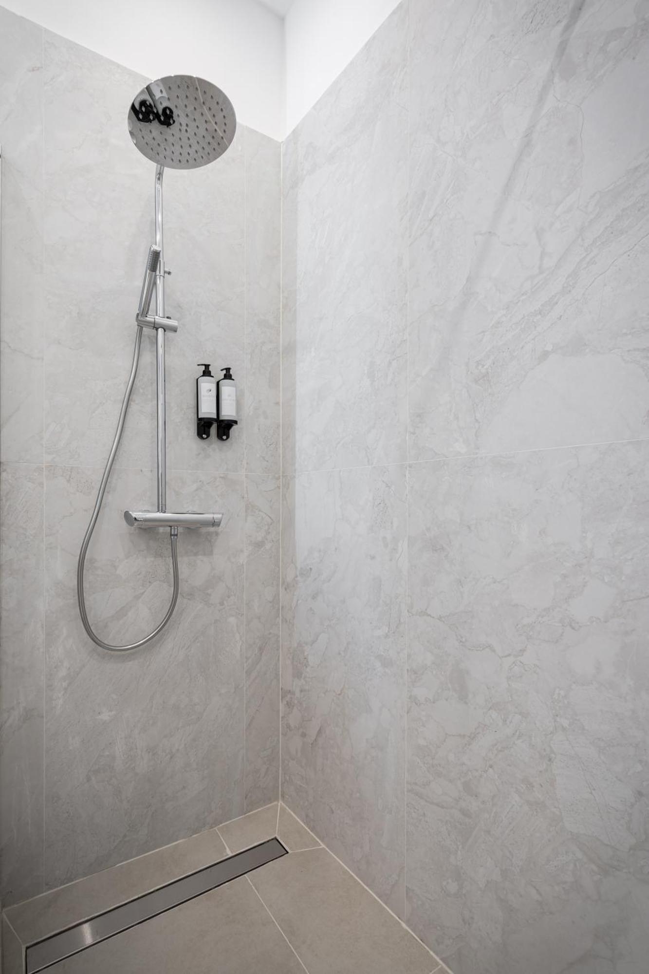 D54 Boutique Apartments Best Location By Bqa Budapest Luaran gambar